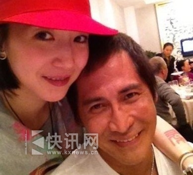 齐秦娇妻私房照曝光 比基尼泳装照性感十足【组图】