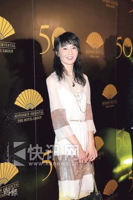 陈茵媺挺巨肚与陈豪亮相 抢张曼玉风头