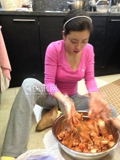 朴有天“绯闻女友”生活照曝光