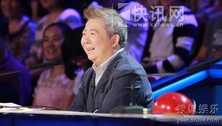 图:崔永元向坐镇《谢天谢地你来啦》点评席的文隽“逼问”其为姜文投资一事。