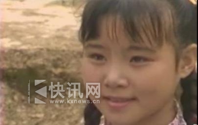 龚琳娜14岁拍电视剧剧照曝光 撞脸莫小贝【图】