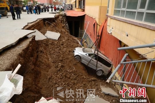 ͼΪ����ǽ���ݺ������10����Ĵ�ӡ� ������ ��