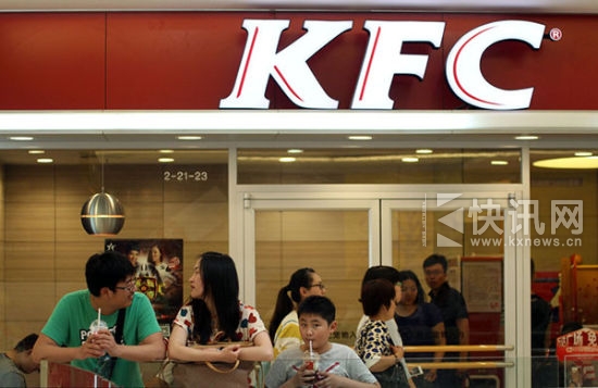 肯德基、必胜客所属的百胜集团同样发声明称:中国百胜高度重视关于上海福喜食品有限公司的相关媒体报道。