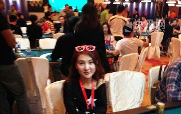 郭美美期满未获释 经纪人:她妈妈急坏了