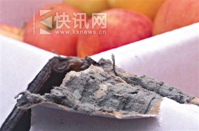 8��29�գ��·����г���һ���á�����ֽ�䡱��װ��ƻ�������ۣ�ֽ��в��ڻҺ�ɫ����������������ɼ�������ֽͨ����2��ࡣ�¾������� ���Ƿ� ��