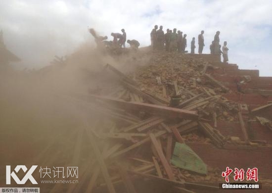 加德满都飞香港客机延误乘客称机舱内感到强震