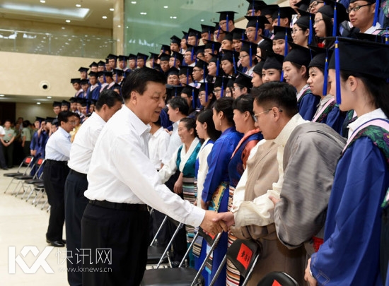 ����ɽ��ϯ���뵳У����ѧ�ڱ�ҵ����