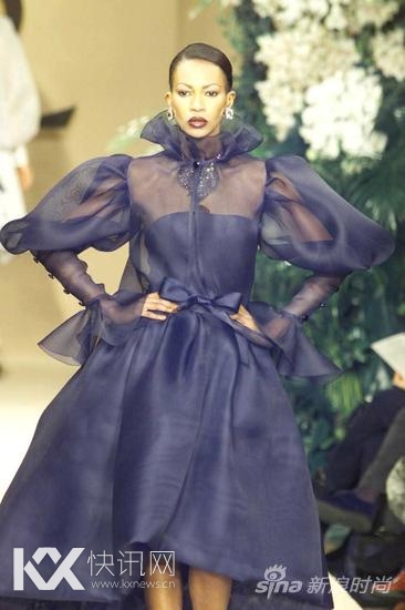 Yves Saint Laurent 13年后回归高级定制