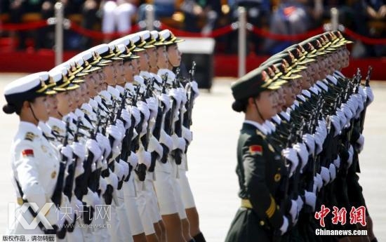 阅兵现场全扫描:天安门广场哪些面孔“最抢镜”