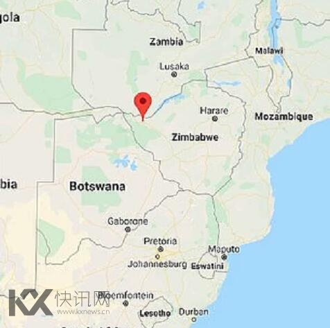 太惊险刺激了!11岁女孩斗鳄鱼 这场面简直难以想象